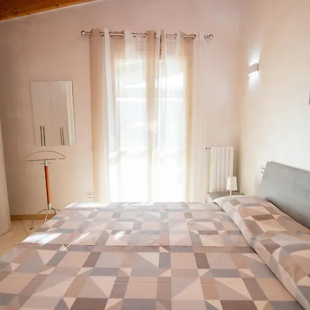 Casa Isabella Apartment Saló